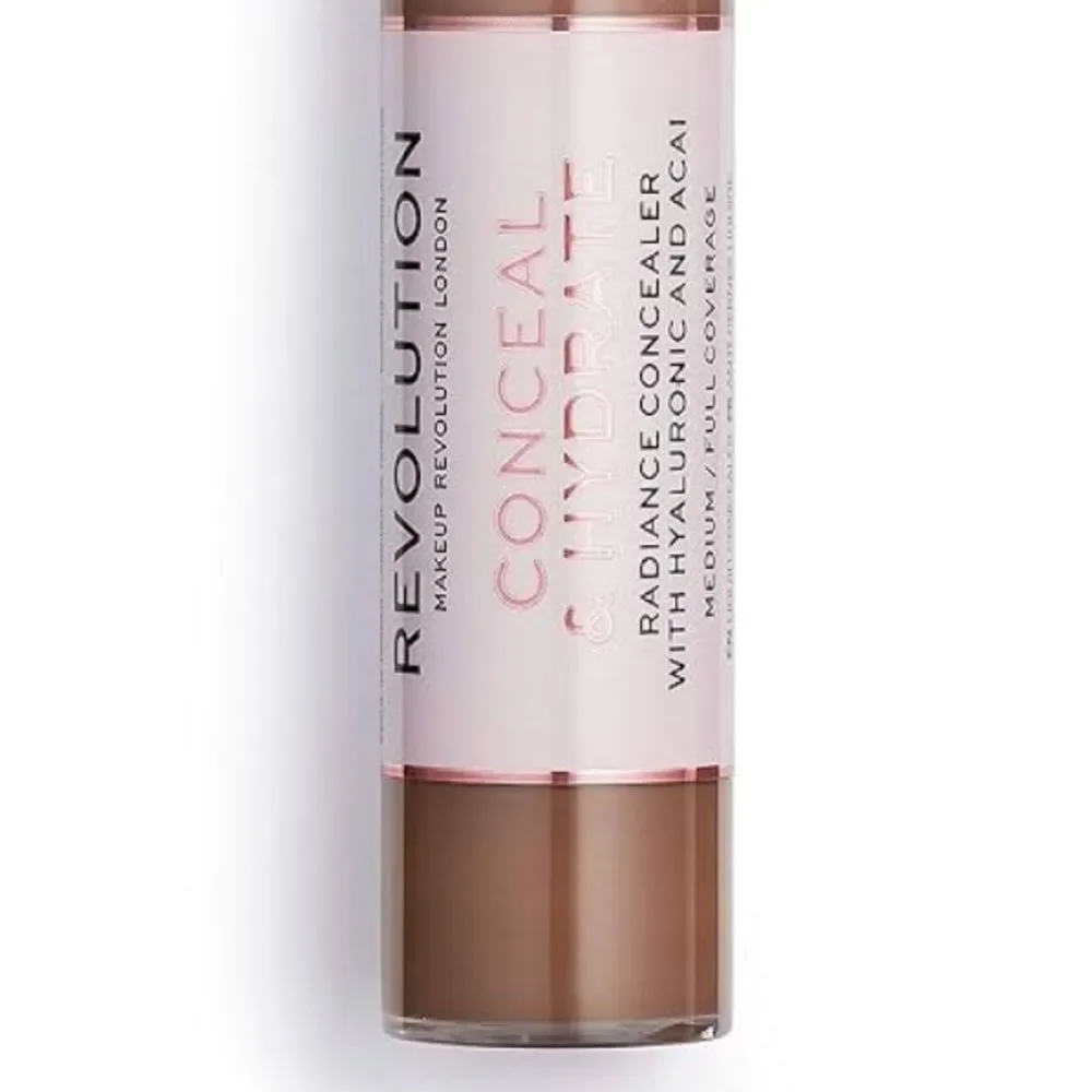Revolution concealers hyaluronic açai medium/full coverage C 14